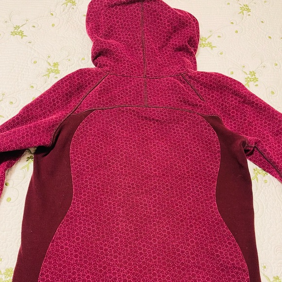 Lululemon Scuba Hoodie Size 8 - Picture 2 of 3